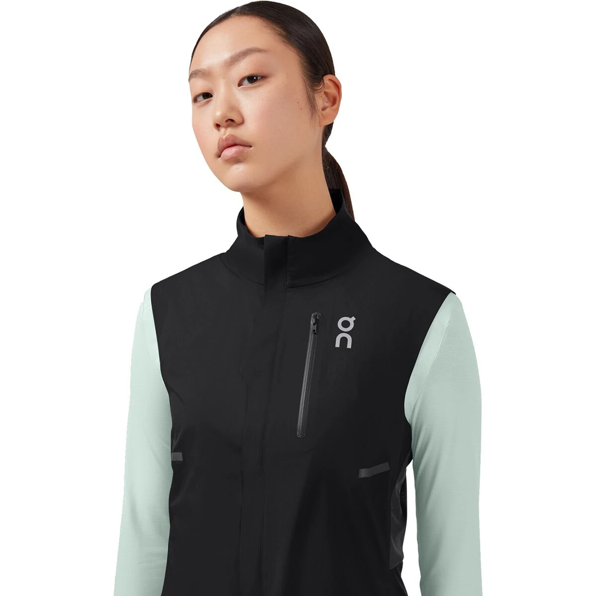 On Running Weather Vest - Women's 5 On Running Weather Vest - Women's - Image 3