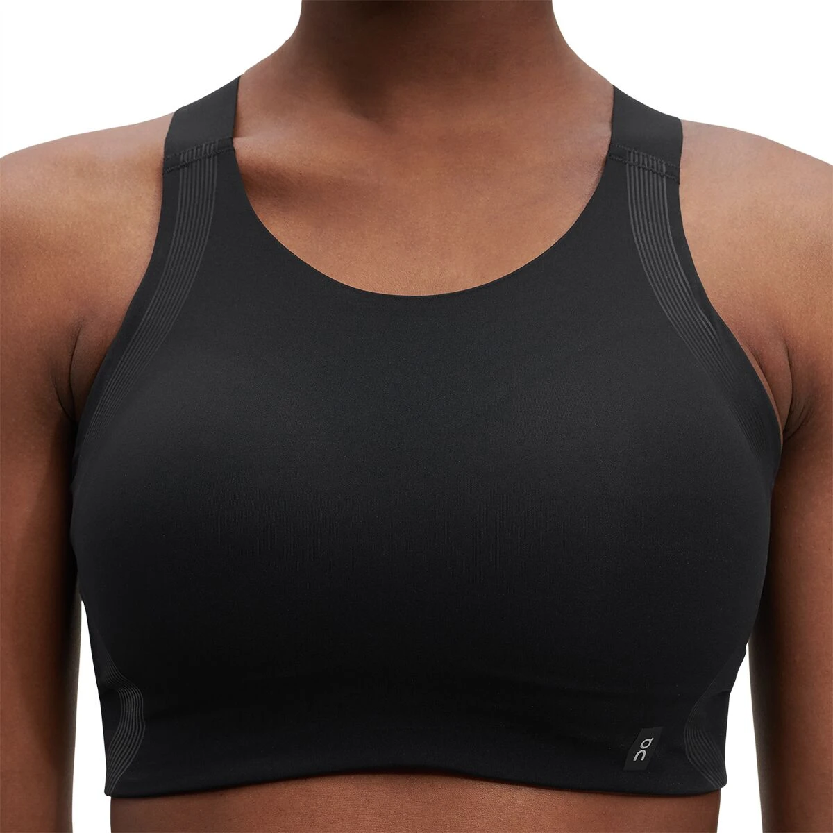 On Running Performance Sports Bra - Women's 8 On Running Performance Sports Bra - Women's - Image 6