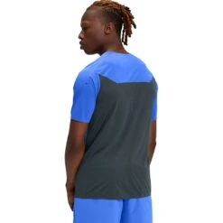 On Running Performance T-Shirt - Men's 17 On Running Performance T-Shirt - Men's -On Running Sales Store COBBLA D1 2