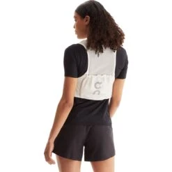 On Running Ultra Vest 10L -On Running Sales Store UNDWHI D3