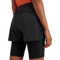 On Running On Active Shorts Women - Black -On Running Sales Store on active shorts women black 5 1046311