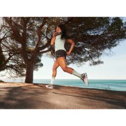 On Running On Cloudflow Women Running Shoe - Mulberry & Mineral -On Running Sales Store on cloudflow women running shoe mulberry mineral 7 1027705