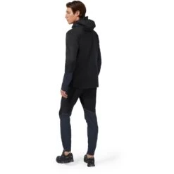 On Running On Insulator Jacket - Black & Navy -On Running Sales Store on insulator jacket black navy 4 949971