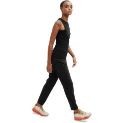 On Running On Movement Tank Women Running Shirt - Black 9 On Running On Movement Tank Women Running Shirt - Black -On Running Sales Store on movement tank women running shirt black 3 1152247