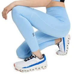 On Running On Performance Tights Women - Stratosphere -On Running Sales Store on performance tights women stratosphere 6 1430896