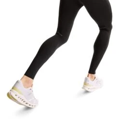 On Running On Performance Winter Tights Men - Black 13 On Running On Performance Winter Tights Men - Black -On Running Sales Store on performance winter tights men black 5 1567004