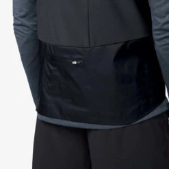 On Running On Weather Vest - Black -On Running Sales Store on running weather vest black 08 858832