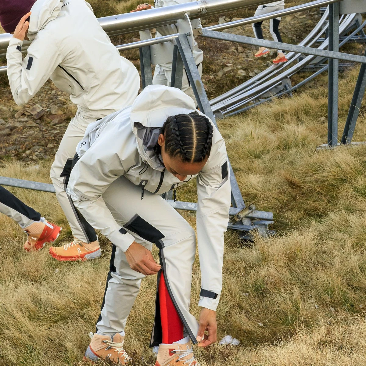 On Running On Storm Jacket Women - Pearl 12 On Running On Storm Jacket Women - Pearl - Image 10