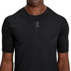 On Running On Ultra-T Running Shirt Men - Black 12 On Running On Ultra-T Running Shirt Men - Black -On Running Sales Store on ultra t running shirt men black 4 1516044